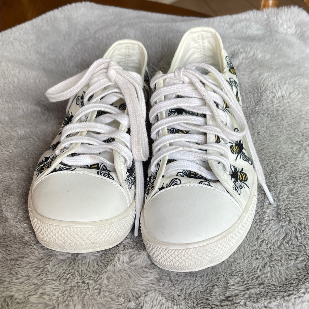 White and Black Patterned Women's Sneakers